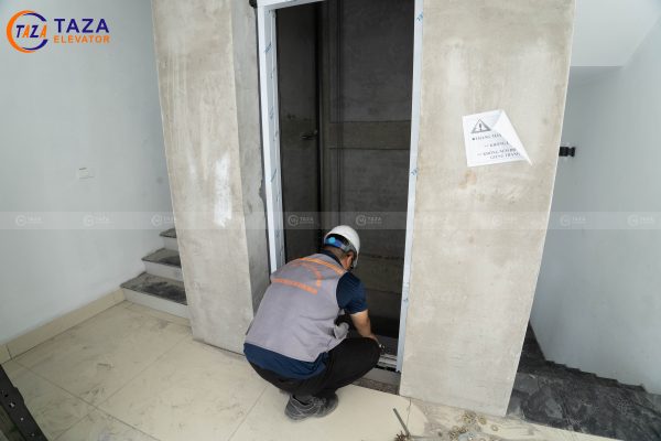 Quy trình giám sát chất lượng lắp đặt thang máy và an toàn lao động