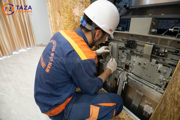 Bảo trì thang máy