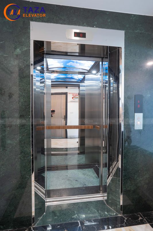 Cabin thang máy