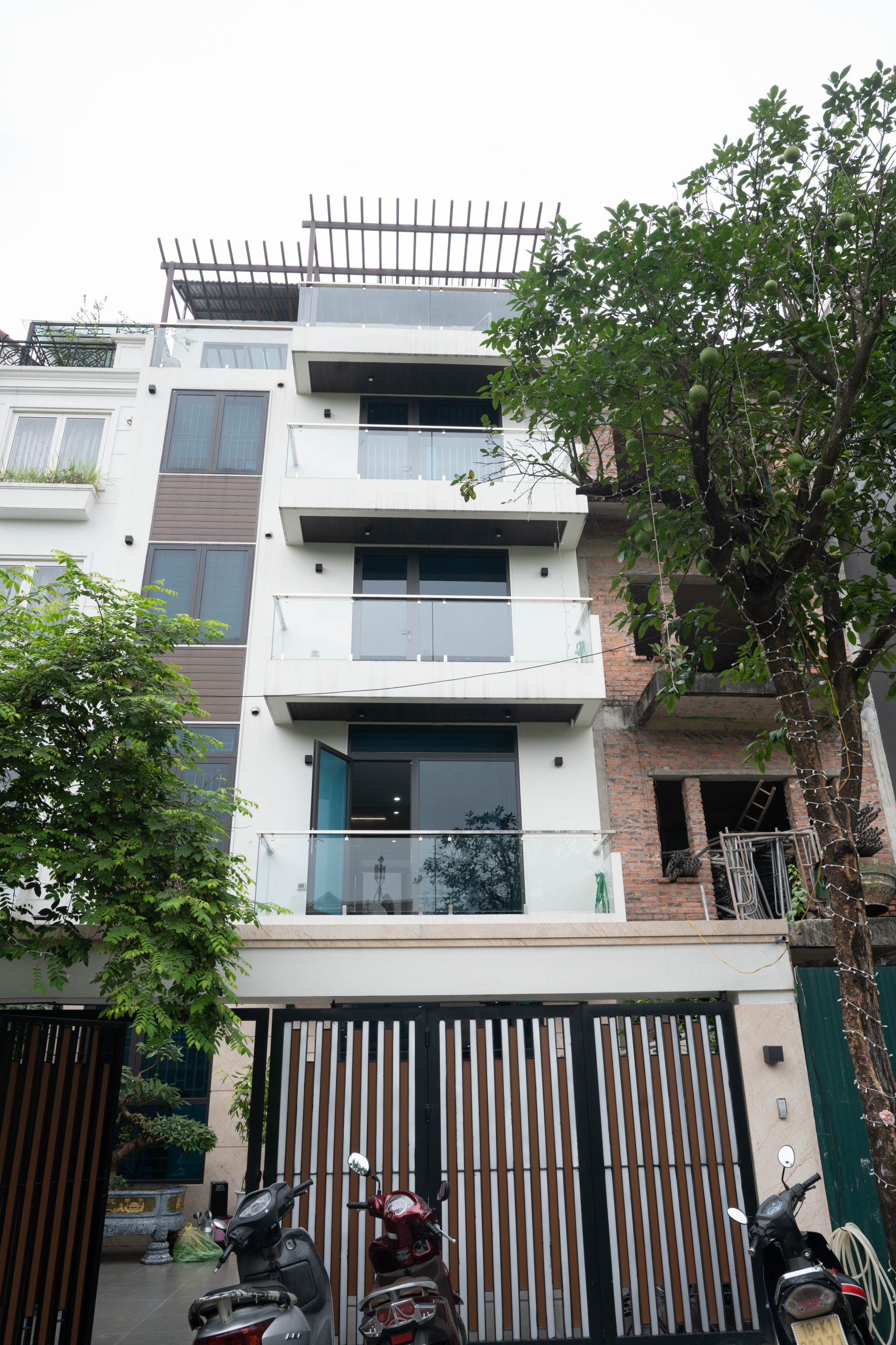 Công trình thang máy