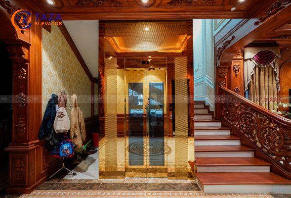 cửa tầng thang máy