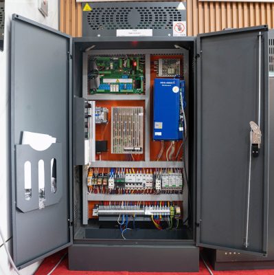 thang máy bị rung lắc do biến tần