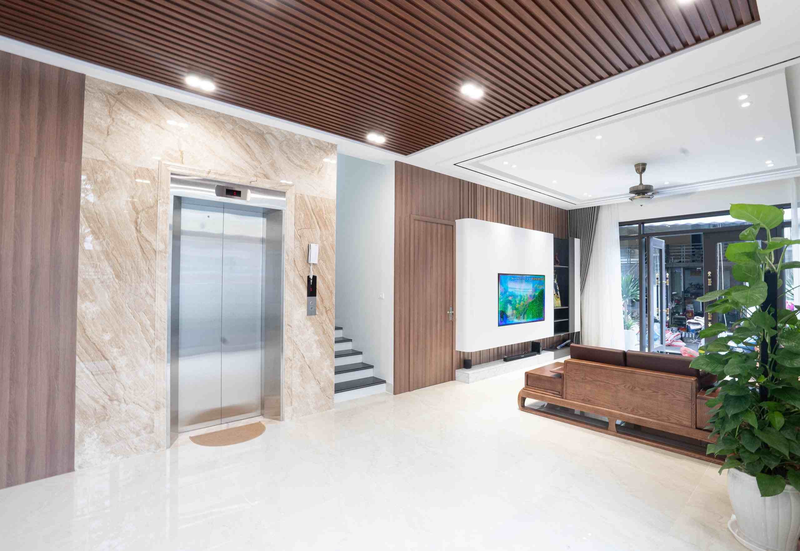 Cách chọn gạch ốp thang máy chuẩn đẹp, chất lượng