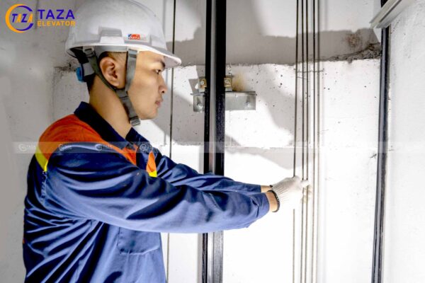 Bảo trì thang máy