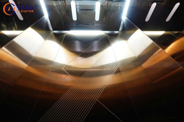 Cận cảnh công trình thang máy vàng đồng - Đẹp đến từng chi tiết