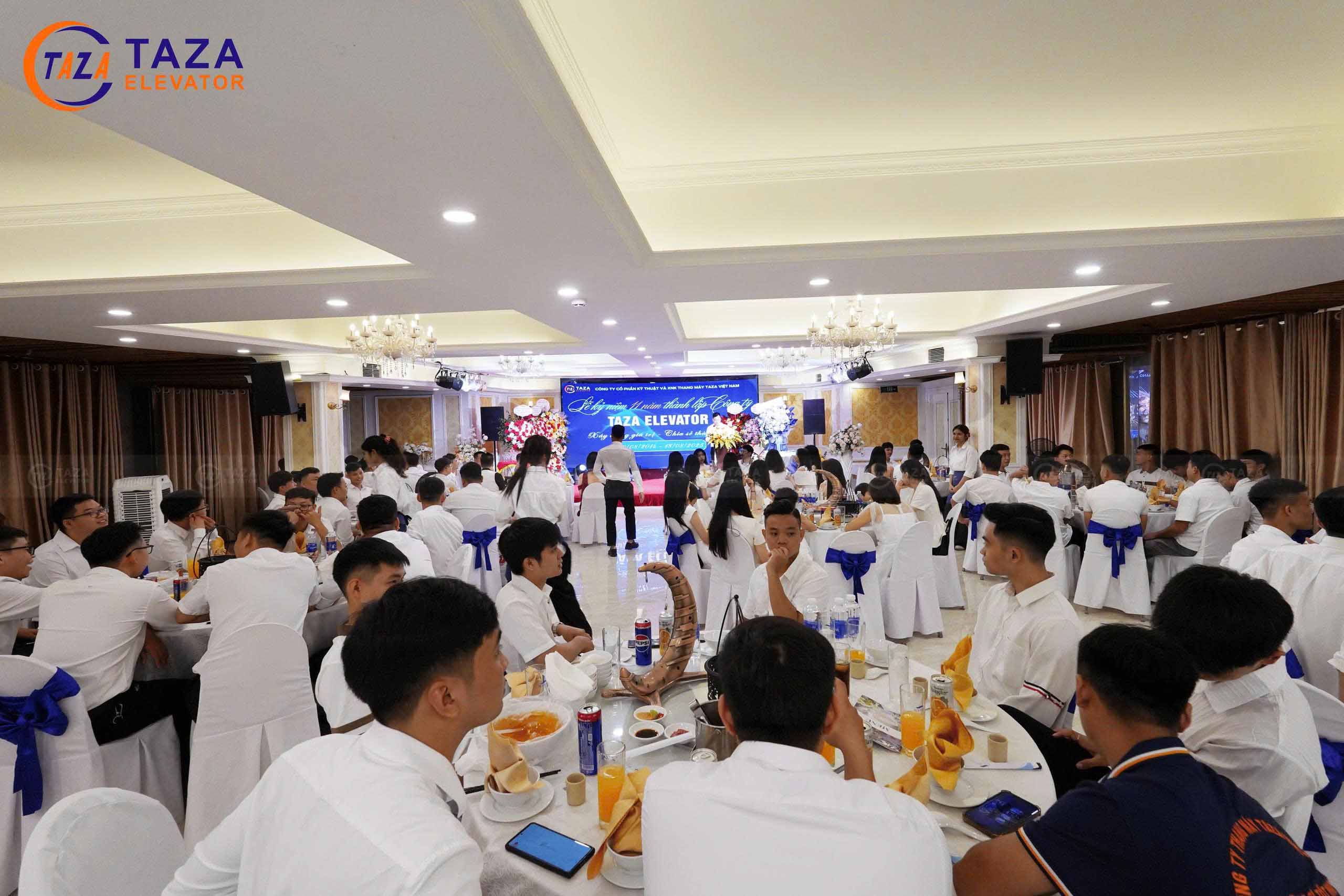 Lễ Kỷ Niệm 11 Năm Thành Lập Thang Máy Taza Việt Nam