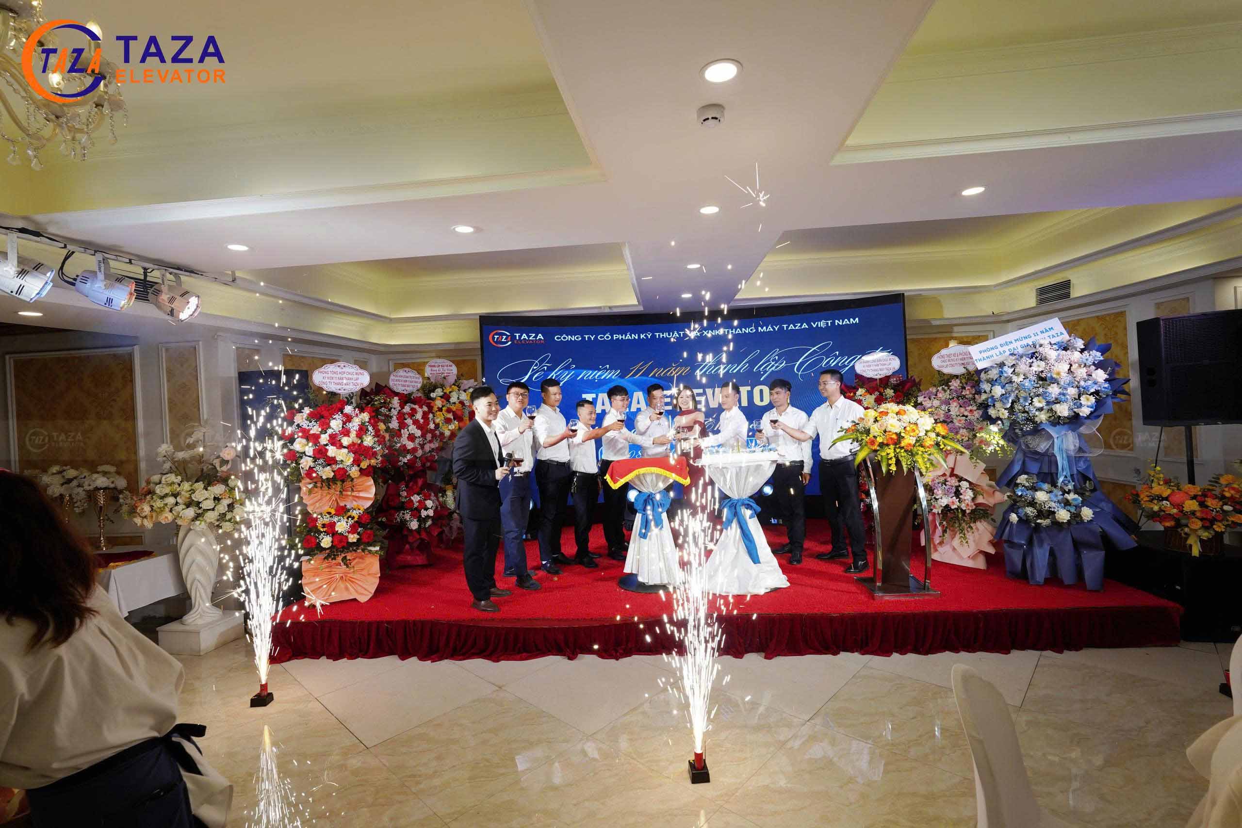 Lễ Kỷ Niệm 11 Năm Thành Lập Thang Máy Taza Việt Nam