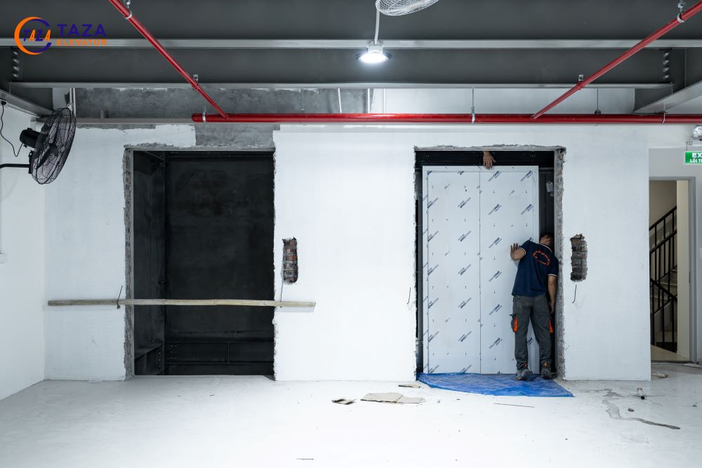Nhật ký lắp cửa tầng thang máy tải khách 2 tấn